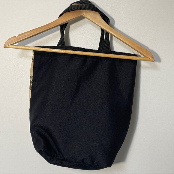 Equestrian Tapestry Tote Handbag‎ - Picture 4 of 8